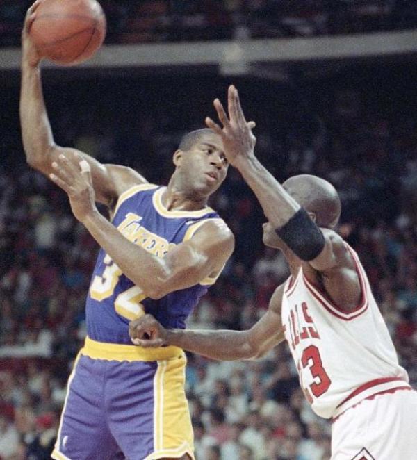 中扮演至关 中扮演至关